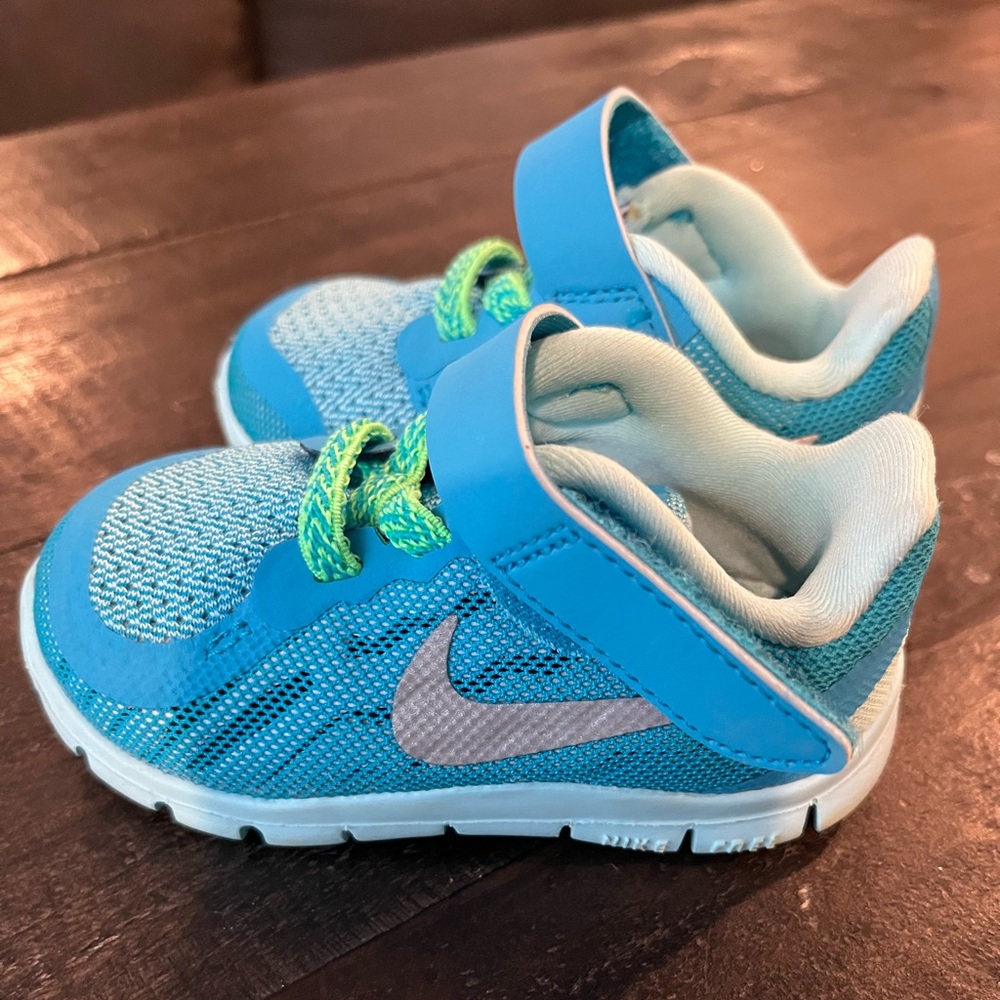 Nike 4c toddler shoes like new no box. Smoke free home